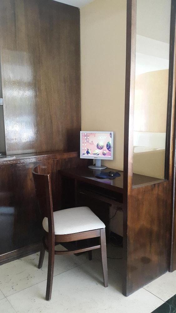 Hotel Embajador Ciudad Autónoma de Buenos Aires